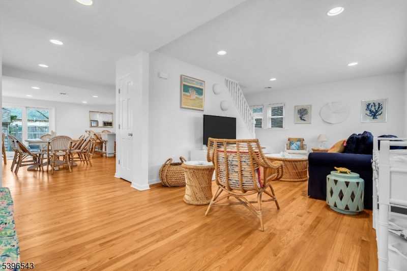 Bay Head Boro, NJ 08742,440 Lake Ave