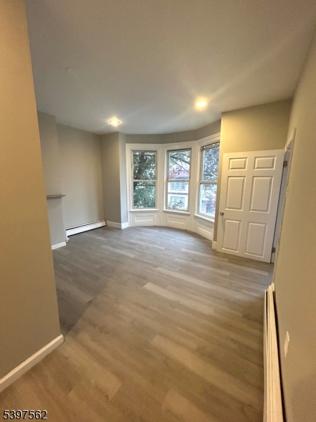 Newark City, NJ 07105,82 Pacific St