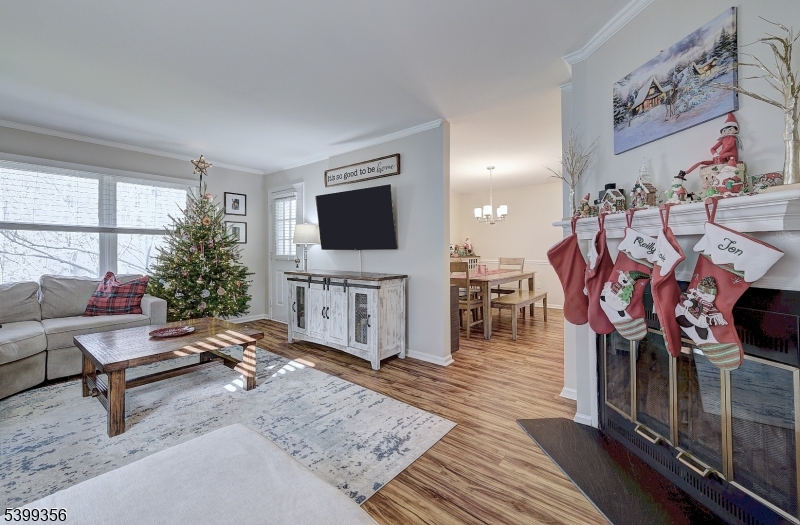 Chatham Twp., NJ 07928,17E Heritage Dr #E