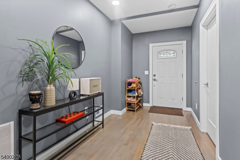 East Orange City, NJ 07017,110 Park Ave