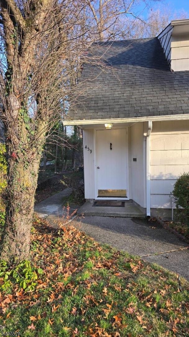 Ridgewood Village, NJ 07450,459 Summit St