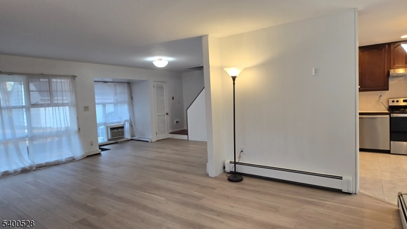 Ridgewood Village, NJ 07450,459 Summit St