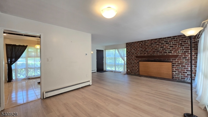 Ridgewood Village, NJ 07450,459 Summit St