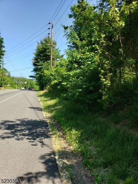 Frankford Twp., NJ 07826,422 Us Highway 206