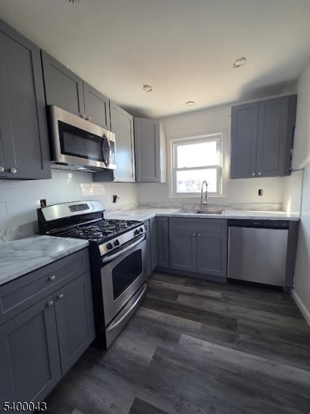 Paterson City, NJ 07522,25 Oxford St