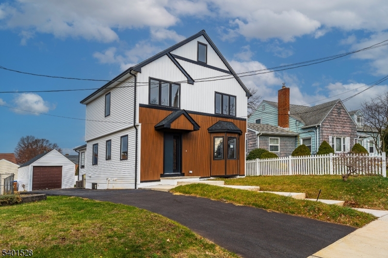 Linden City, NJ 07036,132 Thelma Ter