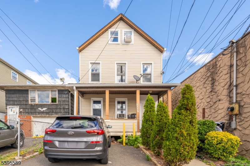 Elizabeth City, NJ 07201,1007 Julia St