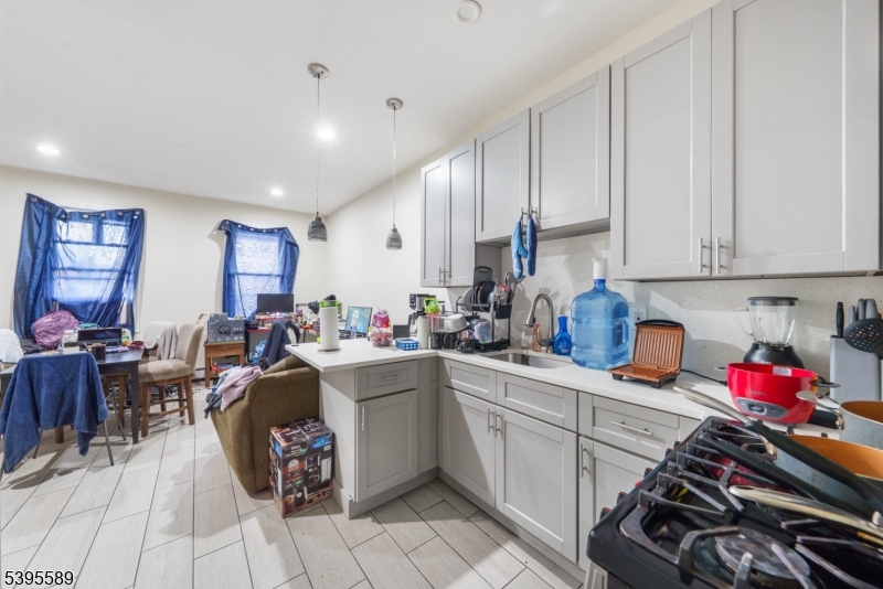 Elizabeth City, NJ 07201,1007 Julia St