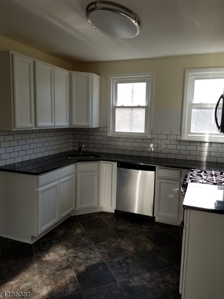 Bloomfield Twp., NJ 07003,11 Lewis St #1