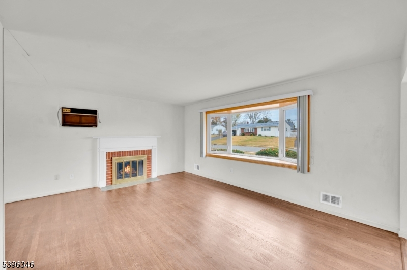 Toms River Township, NJ 08753,1041 Mulberry Pl