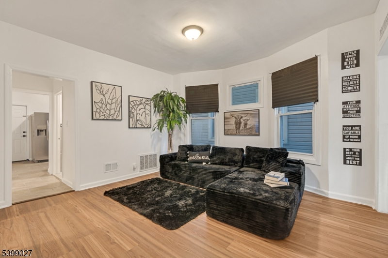 East Orange City, NJ 07017,110 N 17Th St