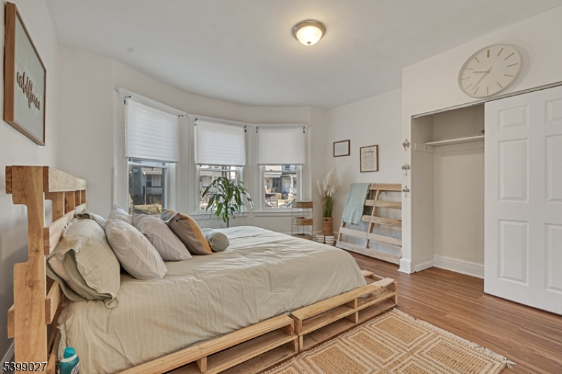 East Orange City, NJ 07017,110 N 17Th St