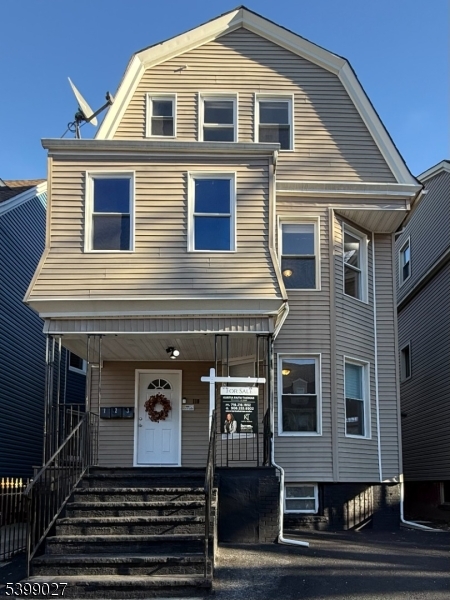 East Orange City, NJ 07017,110 N 17Th St