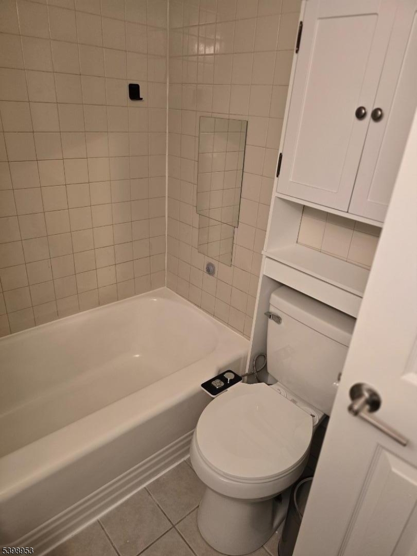 Wood-ridge Boro, NJ 07075,18 Donna Dr #2