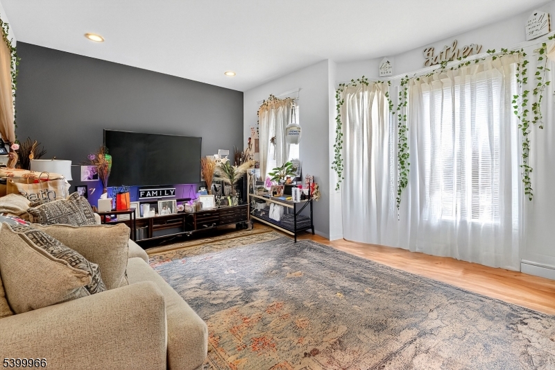 Elizabeth City, NJ 07208,1325 North Ave