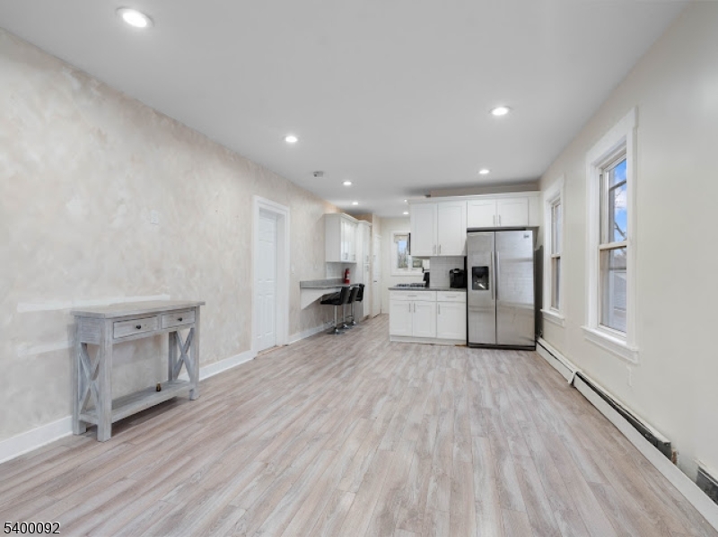 Clifton City, NJ 07011,354 Summer St