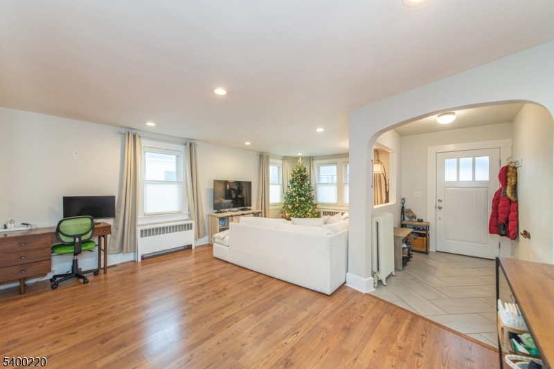 Caldwell Boro Twp., NJ 07006,38A Park Ave #A