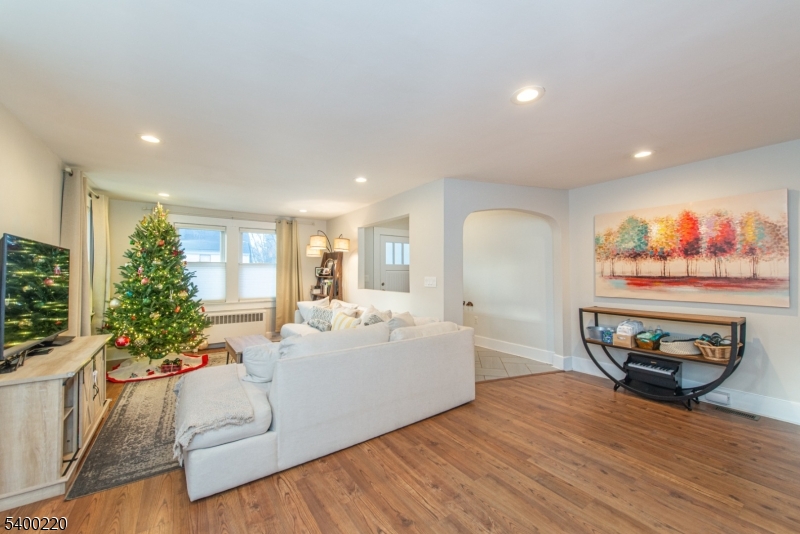 Caldwell Boro Twp., NJ 07006,38A Park Ave #A