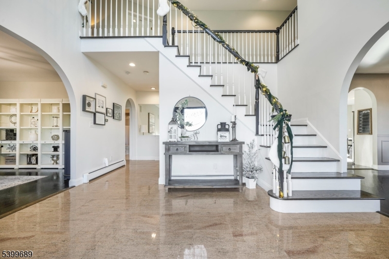 Kinnelon Boro, NJ 07405,45 Alize Dr