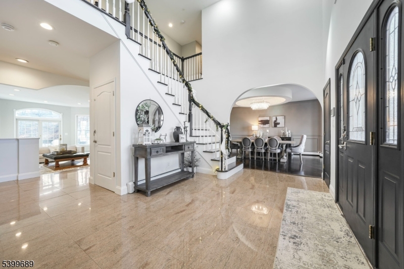 Kinnelon Boro, NJ 07405,45 Alize Dr