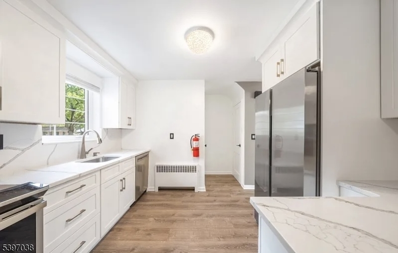 Springfield Twp., NJ 07081,85A Troy Dr