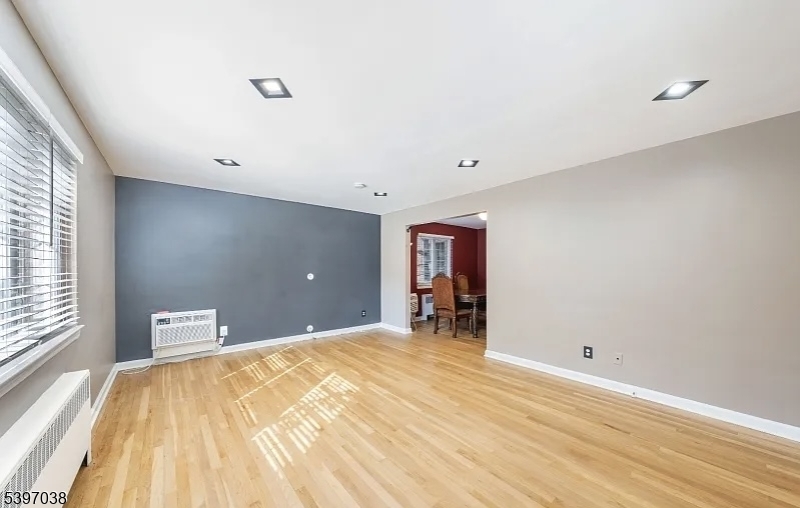 Springfield Twp., NJ 07081,85A Troy Dr