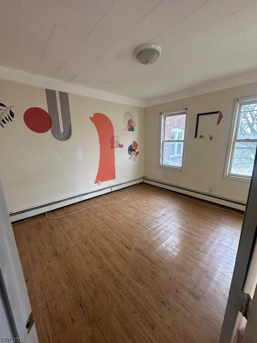 Clifton City, NJ 07011,205 Parker Ave #2