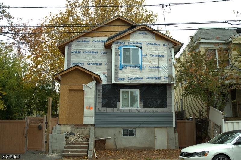 Newark City, NJ 07112,39 Wolcott Ter