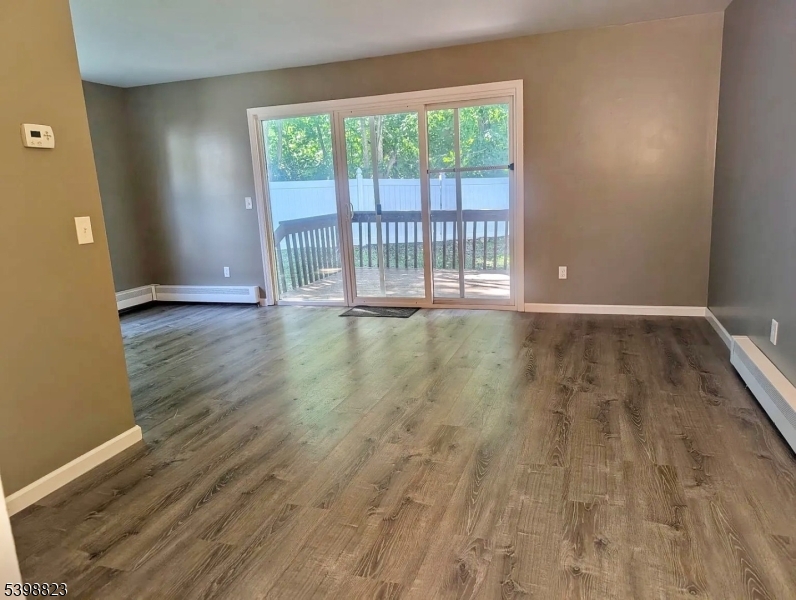 Netcong Boro, NJ 07857,1-2 Marc Ct