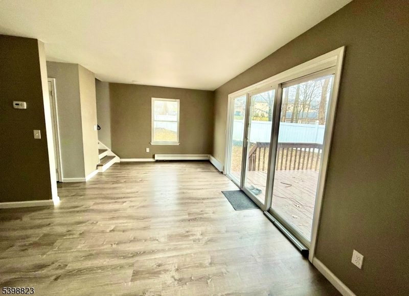 Netcong Boro, NJ 07857,1-2 Marc Ct