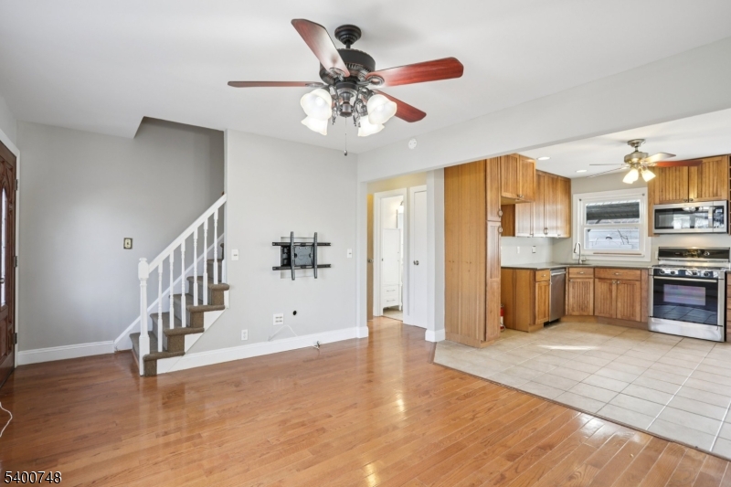 Lodi Boro, NJ 07644,72 Charlton Ave