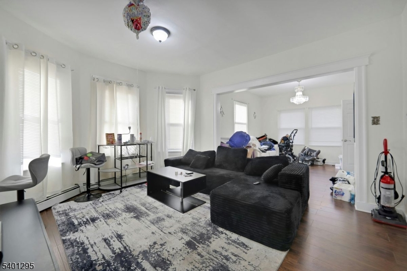 Prospect Park Boro, NJ 07508,42 Lakeshore Dr