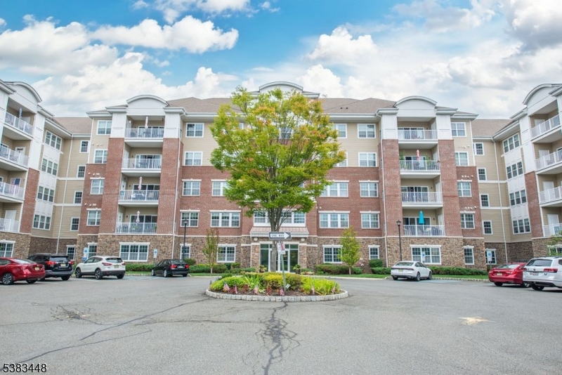 Wanaque Boro, NJ 07465,1116 Warrens Way