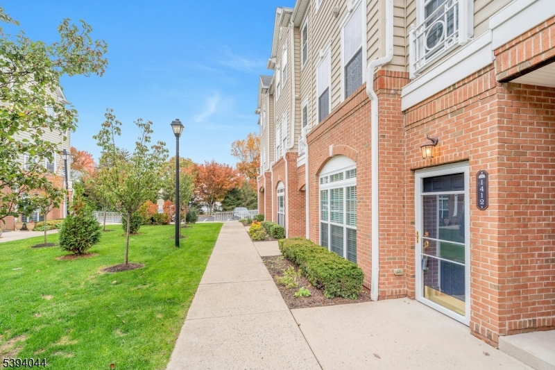 Belleville Twp., NJ 07109,1412 Hamilton St #1412