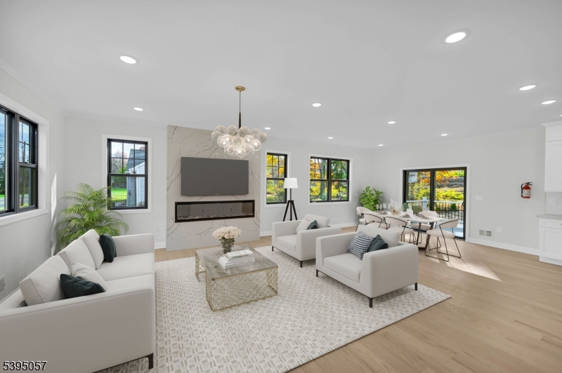 Chatham Boro, NJ 07928,85 Kings Rd