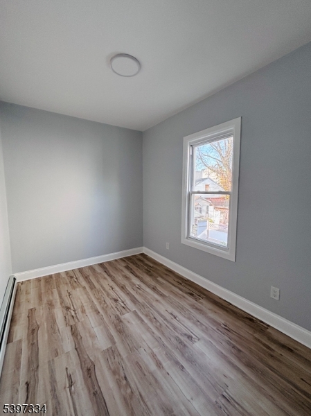 Paterson City, NJ 07524,48 N York St #2R