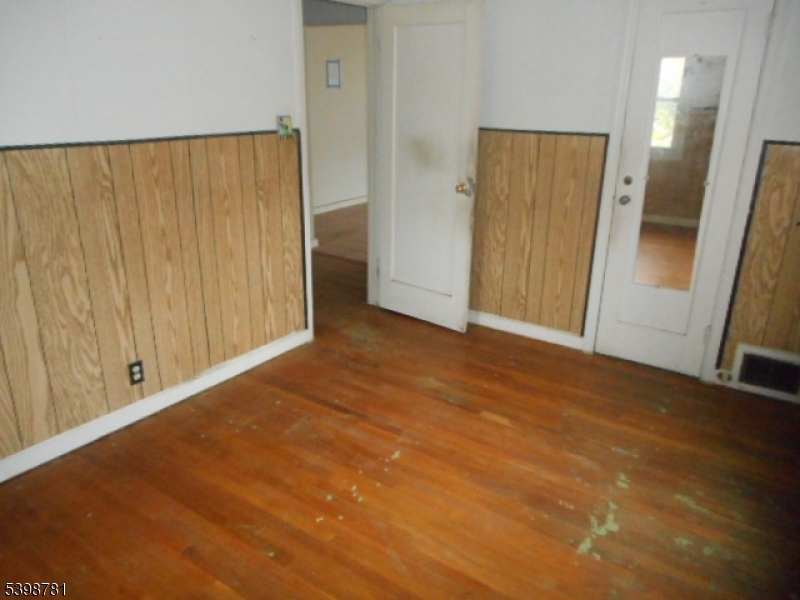 City Of Orange Twp., NJ 07050,399 Tremont Ave