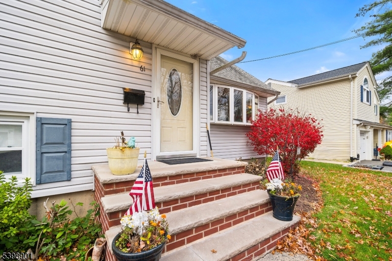 Cranford Twp., NJ 07016,61 Fairfield Ave