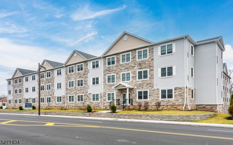 Clark Twp., NJ 07066,1025 Raritan Road #303