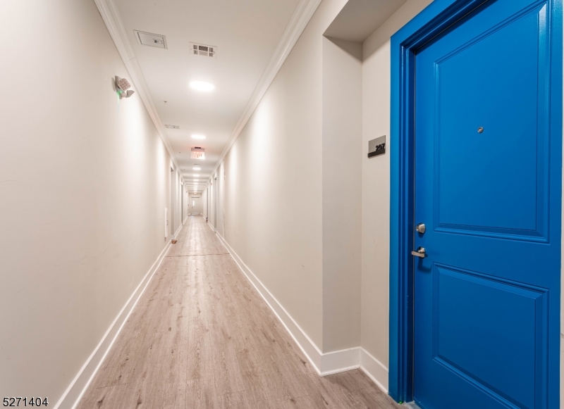 Clark Twp., NJ 07066,1025 Raritan Road #303