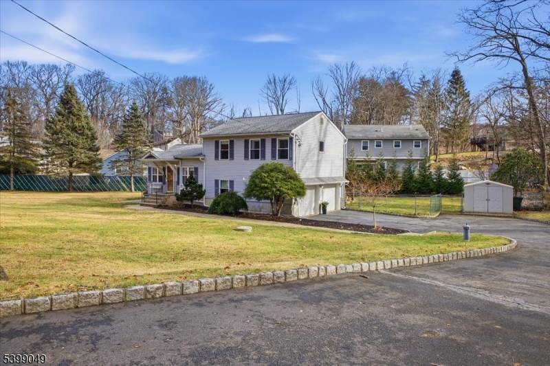 Mount Olive Twp., NJ 07828,4 Fern Ave