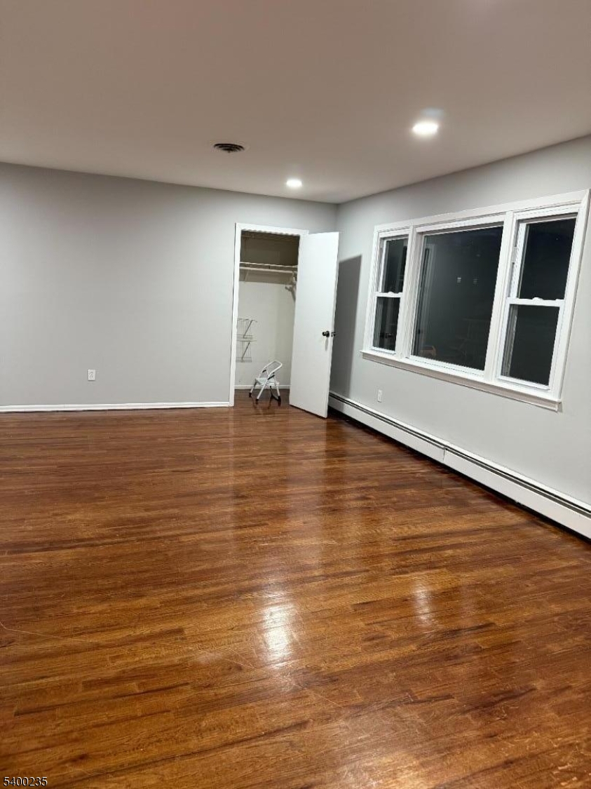 Linden City, NJ 07036,116 W Linden Ave