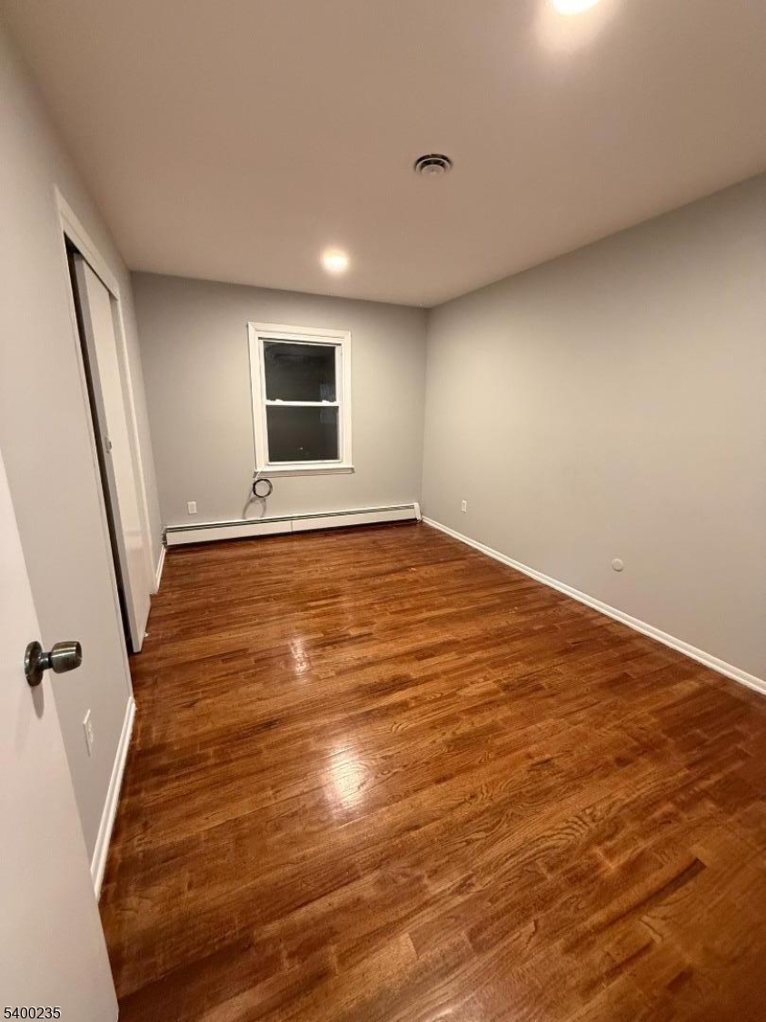 Linden City, NJ 07036,116 W Linden Ave