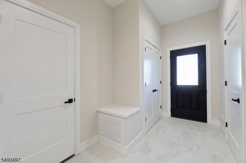 Madison Boro, NJ 07940,21B Belmont Ave #B