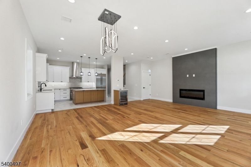 Madison Boro, NJ 07940,21B Belmont Ave #B