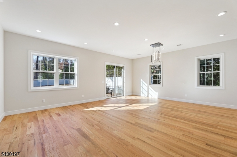 Madison Boro, NJ 07940,21B Belmont Ave #B