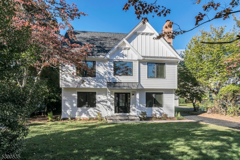 Bernards Twp., NJ 07920,117 W Oak St