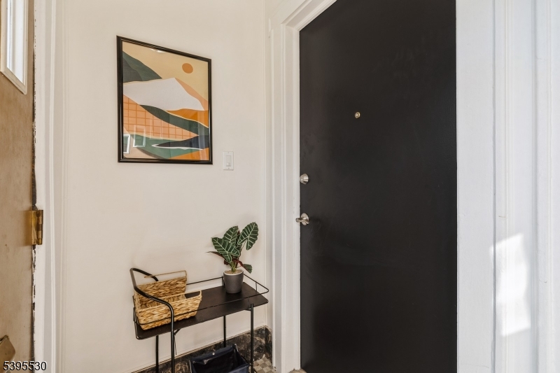 Newark City, NJ 07106,41 Poe Ave