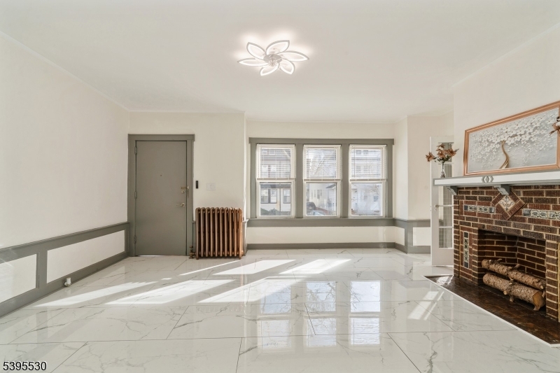 Newark City, NJ 07106,41 Poe Ave