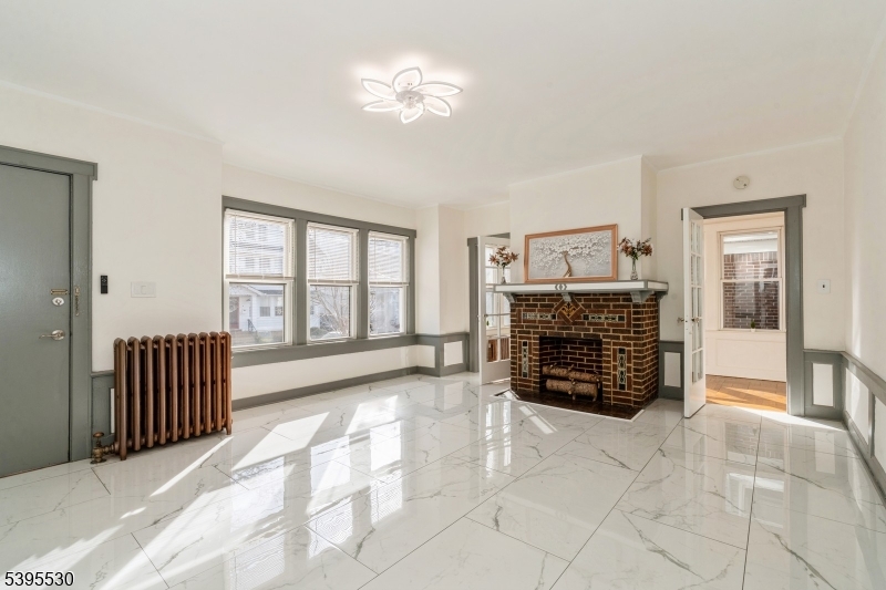 Newark City, NJ 07106,41 Poe Ave